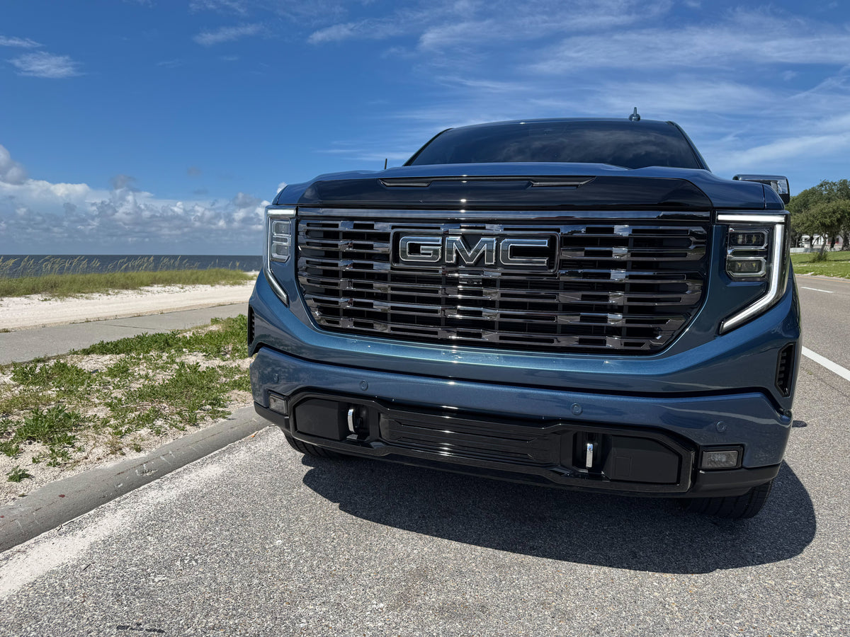 Chrome & Black Front Bumper Grille – For 2022-2024 GMC Sierra 1500 Denali – Direct Fit – Replaces 84878064
